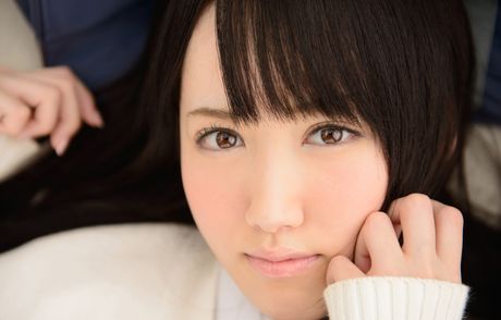 Asian stunner Arisa flaunts her flat tits and hot ass in a school uniform