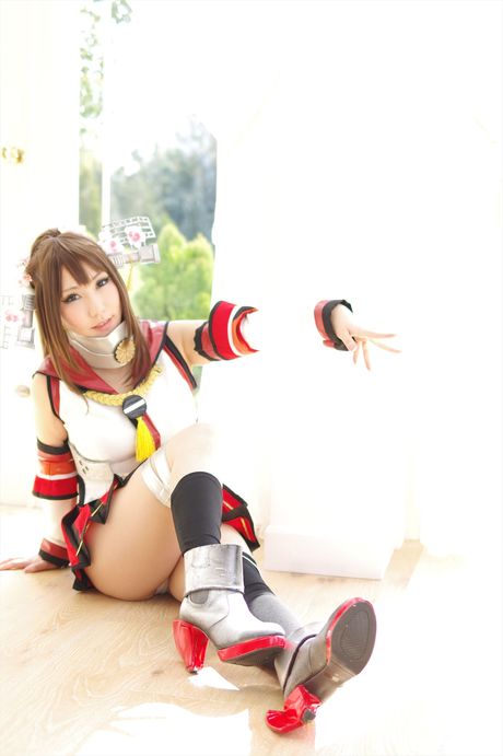 Asian doll Saku exposes her small boobs and bald pussy in a solo