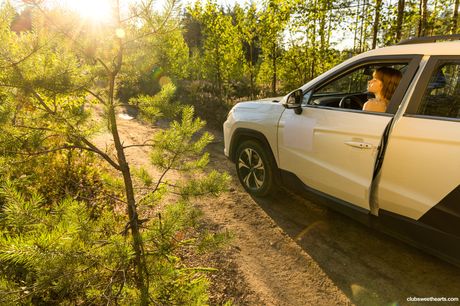 Cute cutie Iris Muray gets stripped and fucked in the backyard