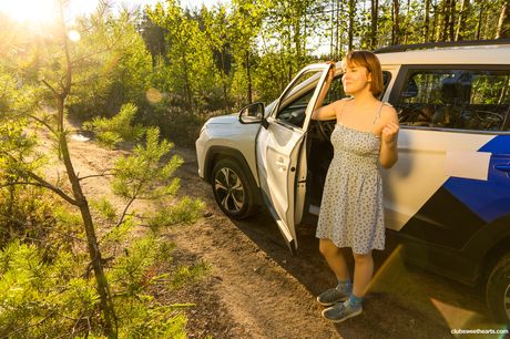 Cute cutie Iris Muray gets stripped and fucked in the backyard