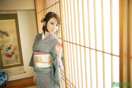 アジアの人形希咲あや、篠田あゆみ、朝比奈みなみが中出しされる