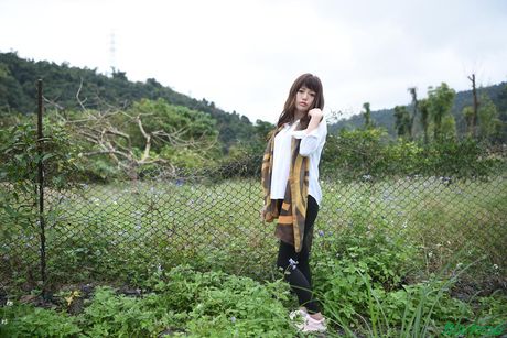 Asian covergirl Mai Shirakawa sports a creampie after a fuck