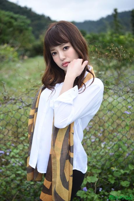 Asiatisk covergirl Mai Shirakawa får en creampie efter en fuck