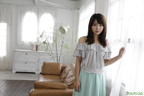 Asiatisk sød Kanon Sugiura får sin twat spist ud og dicked