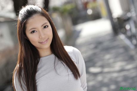 C: 巨乳の日本のベイビー、佐倉ねねは熱いセックスの後に彼女の猫を中出しされる