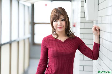 Asian girl Shino Aoi gets her pussy licked before getting banged