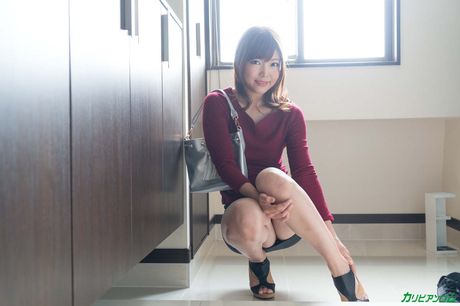 Asian girl Shino Aoi gets her pussy licked before getting banged