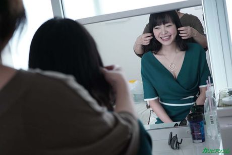 Asian covergirl Manaka gets her pussy licked and dicked by a horny dude