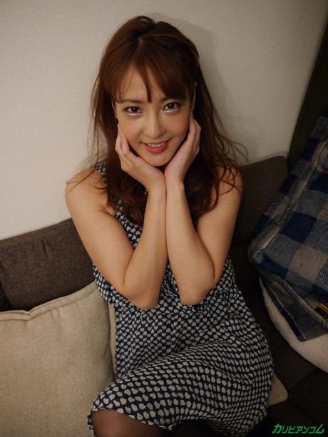 Lean Asian teen Narumi Honda gets her pussy eaten out and dicked