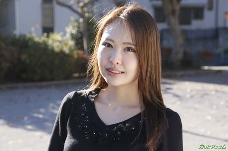 Asian teen Nanako Asahina strips and demonstrates her tits before masturbating