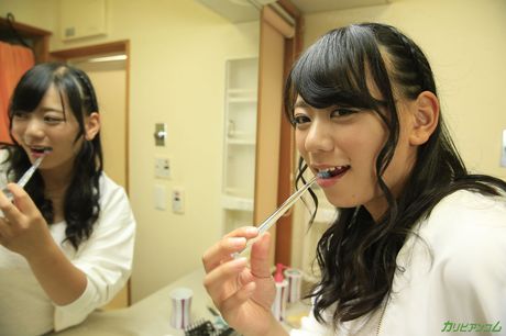 亞洲寶貝 Makoto Shiraishi 在性交後被內射