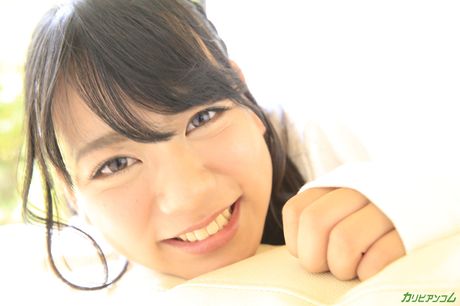 亞洲寶貝 Makoto Shiraishi 在性交後被內射