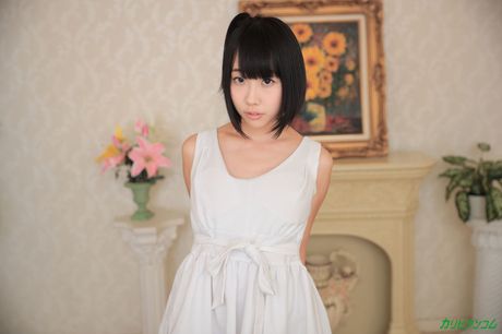 Asian beauty Rin Aoki gets her pussy licked and dicked in the shower