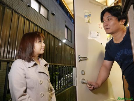 アジアのティーン、水樹奏がディルドでオマンコを突かれる