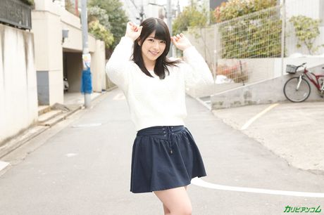 Asian girl Ai Uehara gets her twat creampied after a pussy licking