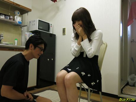 アジアの美女、京野明日香がバスルームでオマンコを舐められ、チンポを突っ込まれる