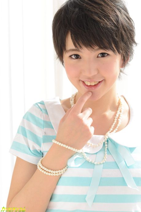 Asian babe Sakura Aida takes a cumshot on her pussy after a vaginal fuck