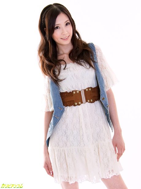 Cute Asian babe Kotone Amamiya gets her pussy stuff