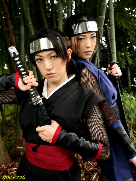 Asiatisk skønhed Yui Komine bliver dobbeltkneppet af to fyre i en skov