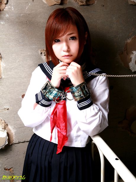 Schoolgirl Mika Sonohara gets her pussy licked and dicked