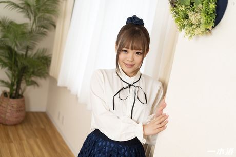 Asian covergirl Rin Hinami gets a pussy licking and a dick ride on the sofa