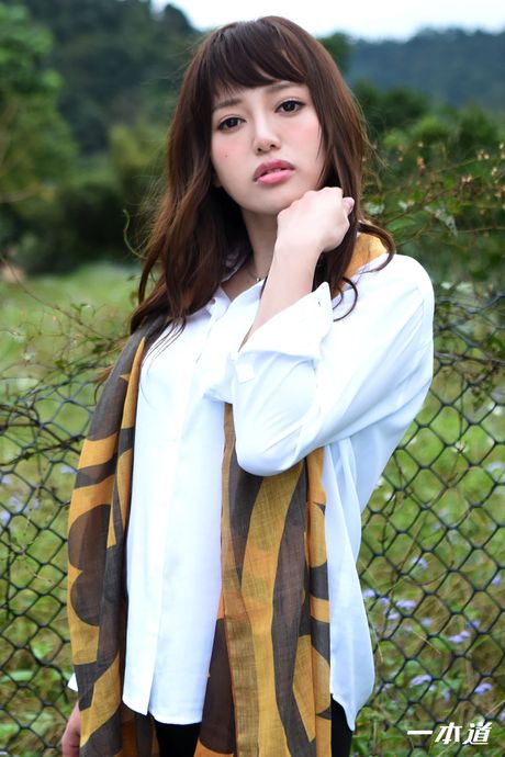 Asian model Mai Shirakawa flaunts her amazing juggs and gets fucked on a chair