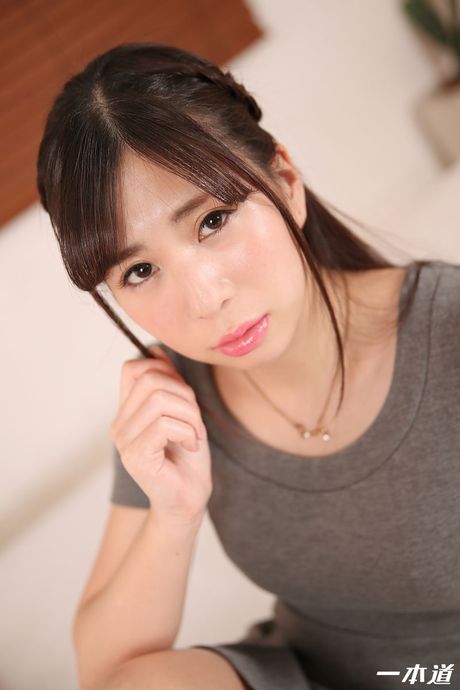 Svelte Asian teen Kana Takashima gets her twat filled with a dick