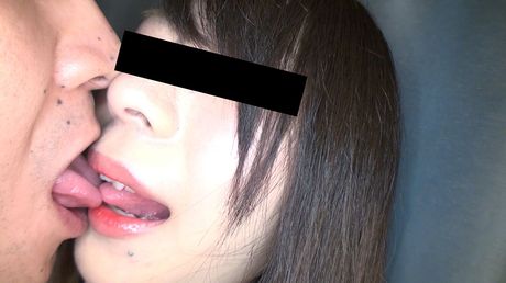 亞洲女孩 Hiroko Hatakeyama 與穿白大褂的醫生發生性關係