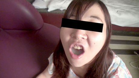 Asian girl Haneda Miyu sucks a dick after it was in her mouth