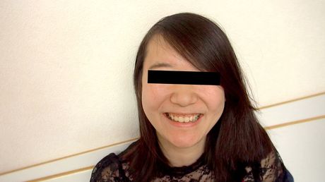 Asiatisk babe Natsu Natsuki får en creampie efter en vaginal knepping