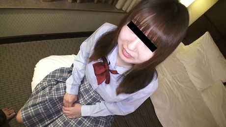 女子高生の武田翔子が大きなチンポでオマンコを満たされる