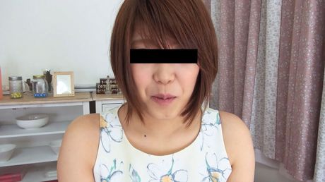 Asian babe Momose Kokoa gets her pussy creampied after a POV fuck