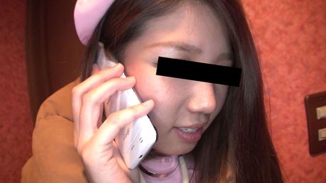 Asiatisk sygeplejerske Mao Sasaki får sin fisse fyldt med en dildo på et hospital