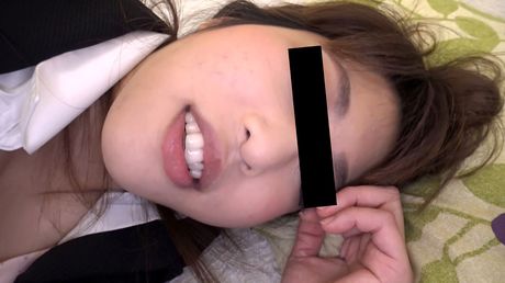 亞洲少女 Shirayama Hina 的陰部被舔舐並被狠狠地幹