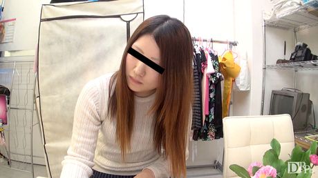 Asian cutie Mayu Mori gets her pussy penetrated by a horny guy