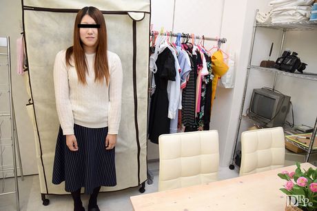 Asian cutie Mayu Mori gets her pussy penetrated by a horny guy