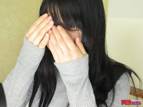 亞洲少女 Hieno 在陰道性交後被內射