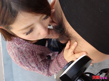 Asiatisk dukke Mao Sasaki får sin twat fyldt med en pik på taget