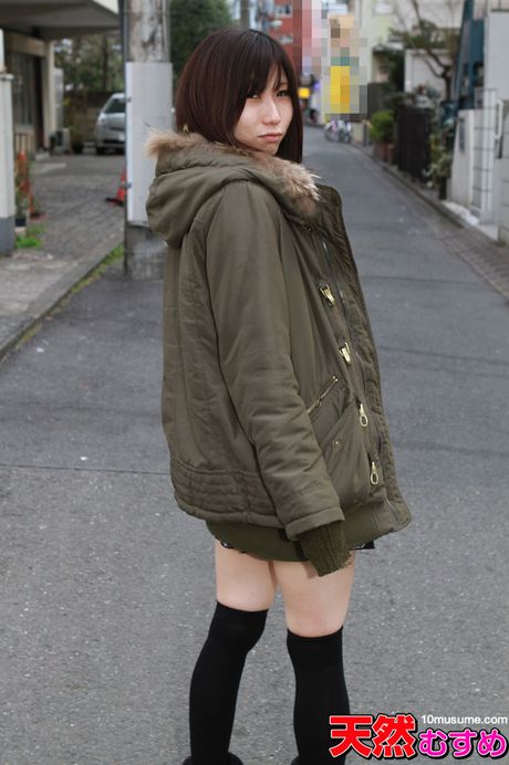 1: 黒髪の奥野梨花がディルドでオマンコを突かれる