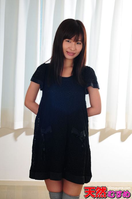 Asiatiske piger Nana Kamiki, Ami Maejima og Remi Mitsui bliver kneppet i en trekant