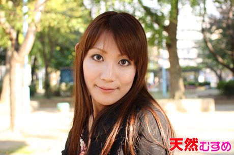 アジア人の女の子、高松静香がマンコを舐められ犯される