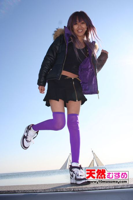 亞洲女孩 Yukirin 在陰道插入前裸體