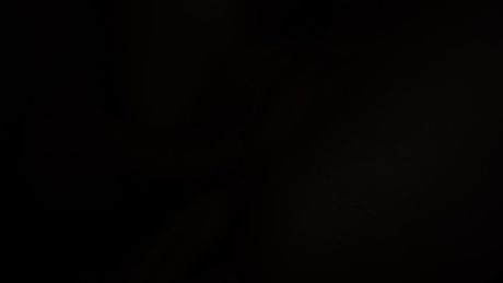 Teenager russisk lyshåret Tea Mint bliver dobbelt kneppet under en trekant