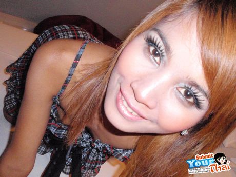 Brilliant redhead Jane gets naked before a vaginal fuck on a bed