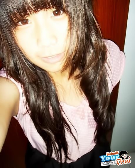 Asian beauty Amateur Girl reveals her petite tits and poses in a solo