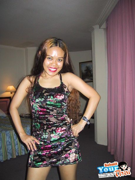 Asian covergirl Amateur Girl gets naked before showering