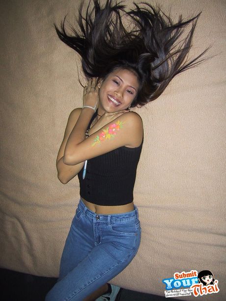 Asian covergirl Amateur Girl gets naked before showering