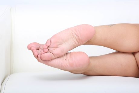 Miriam More er en luder, der elsker at blive dobbeltkneppet