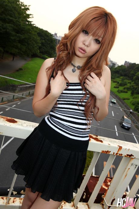 Thin japanese beauty Sarina Tsubaki gets naked before a vibrator session