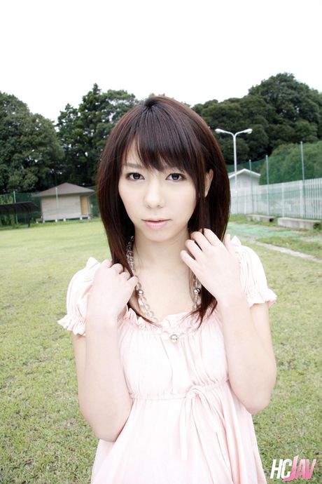 Asian girl Maho Sawai plays with her pussy in a backyard